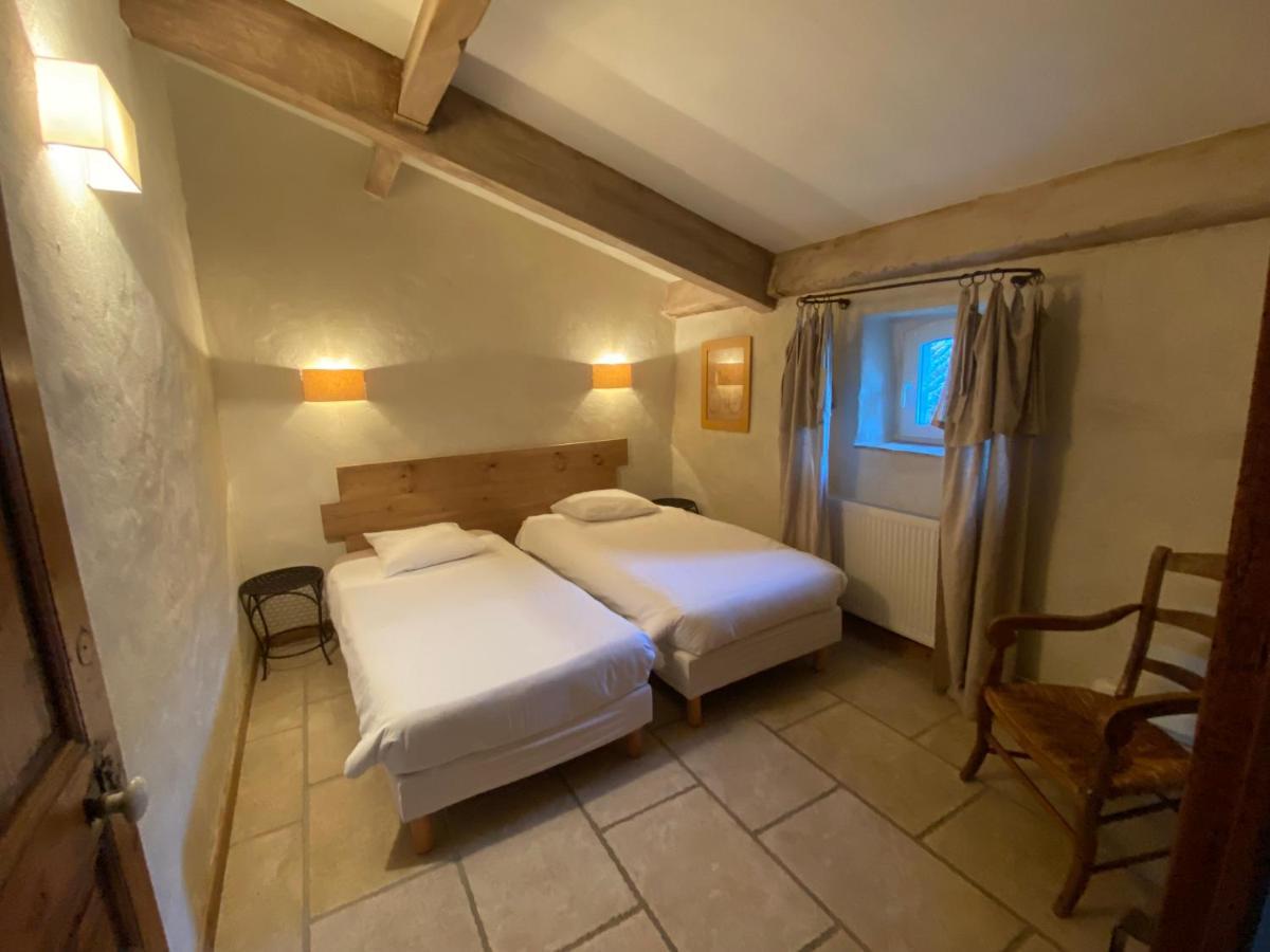 Gite De Groupe 9Ch Ou 3 Gites Independants De 3Ch - Patio Et Piscine Interieure Chauffee Toute L'Annee Vallon-Pont-dʼArc Eksteriør billede